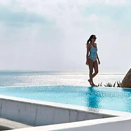 Myconian Ambassador فندق 5*